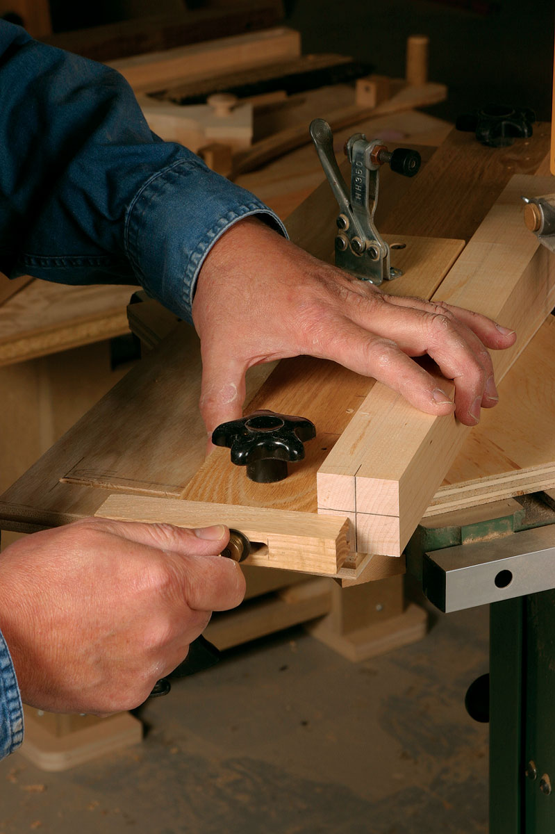 Five Essential Bandsaw Jigs