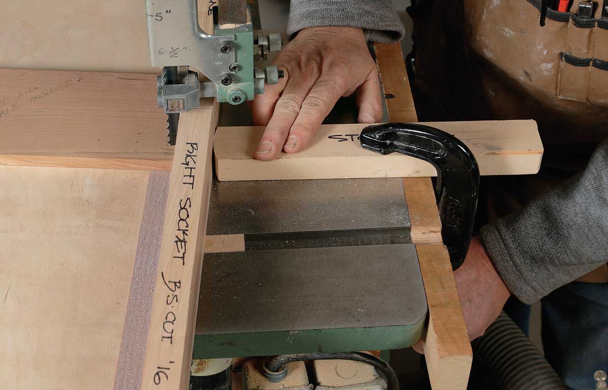 Stack the tail boards. Tack the boards together with hot-melt glue. 